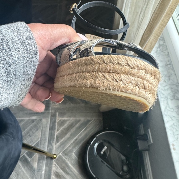 USED -GUCCI Penelope GG Canvas- espadrille wedge size 6 1/2- AUTHENTIC - Picture 7 of 16